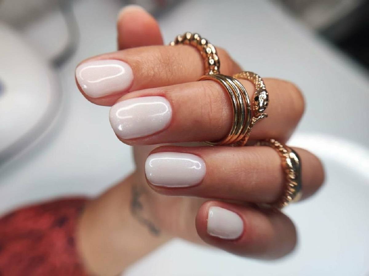 White Marble Nail Design